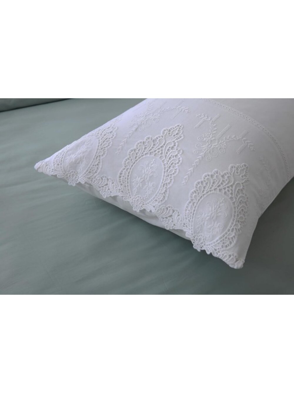 Elegant White Battenburg Lace Pillow Shams - 100% Cotton Queen Size, 2-Pack